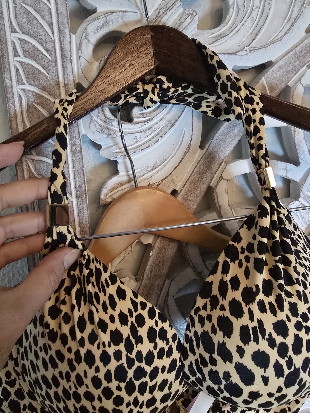 Victoria's Secret Women's Cheetah Leopard Print Gold Hardware Bikini Set - Picture 2 of 9